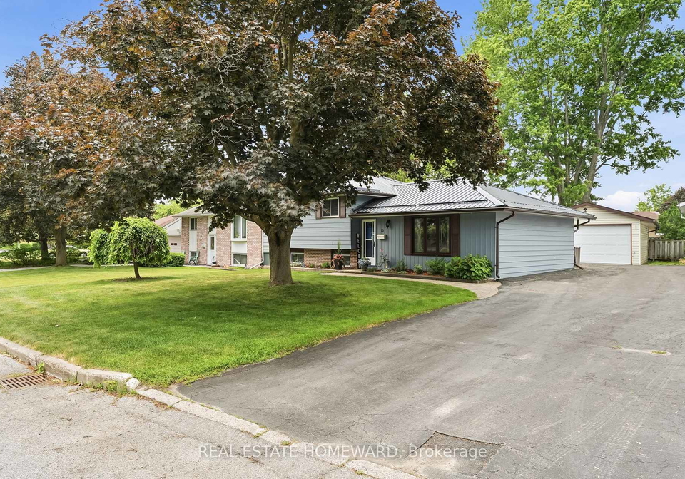 10-cory-crescent-quinte-west-ontario-x13449404