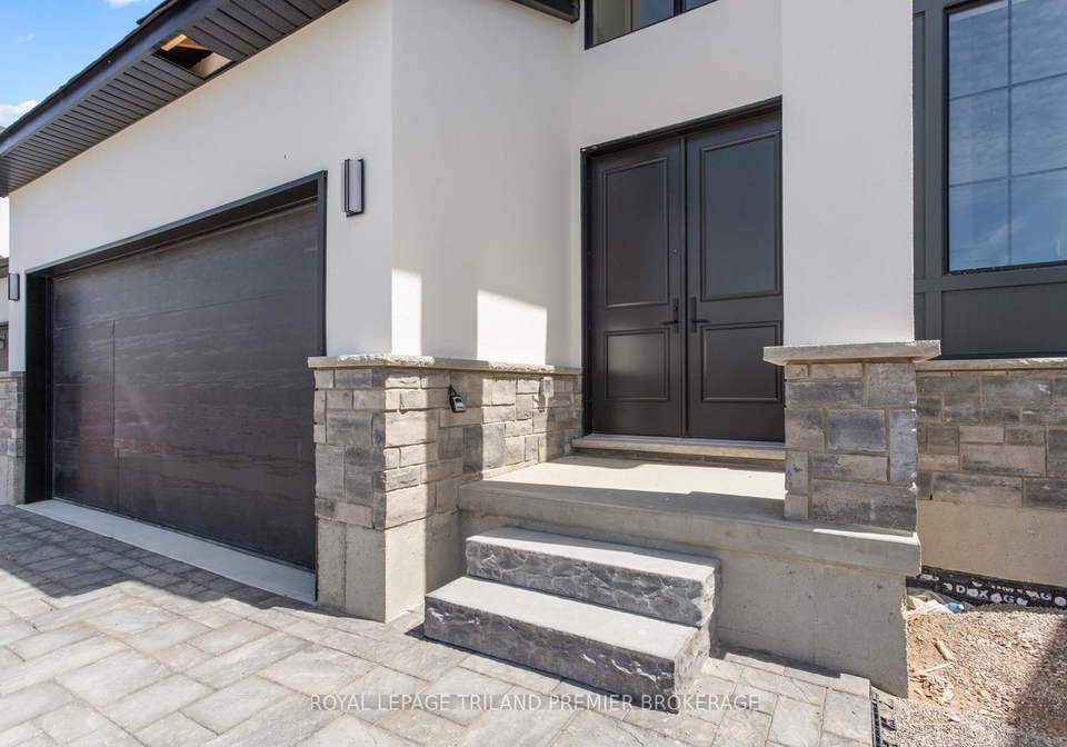 1378-bush-hill-link-london-north-ontario-x13449462