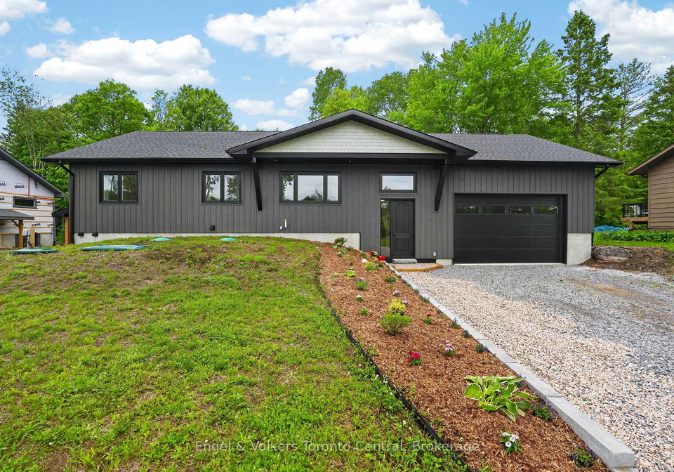 1093-highway-141-drive-seguin-ontario-x13449708
