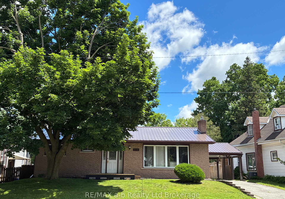 318-broadway-street-tillsonburg-ontario-x13449804