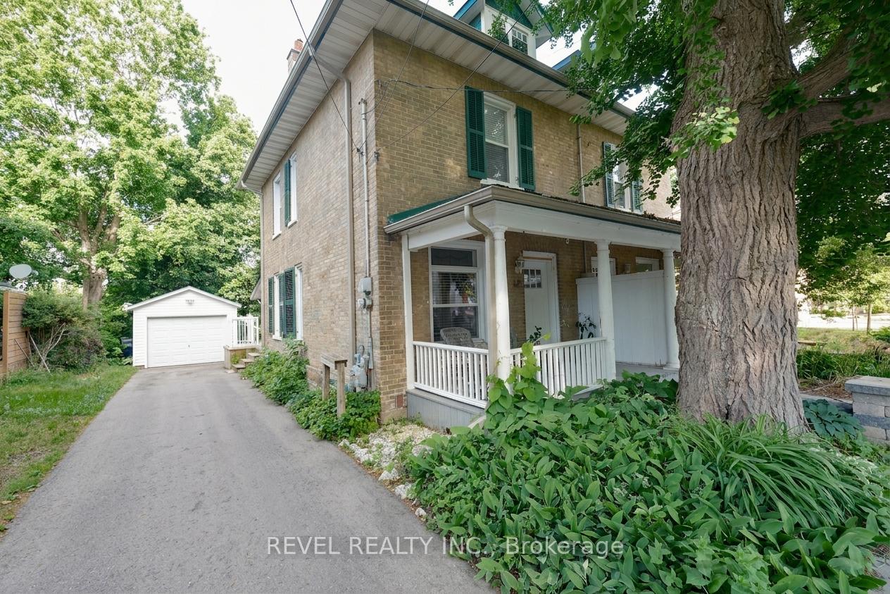 42-regent-street-kawartha-lakes-ontario-x13449822