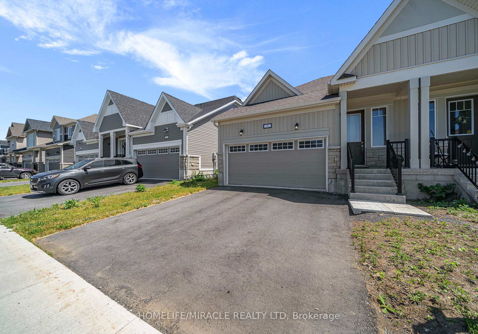 9-golf-link-drive-loyalist-ontario-x13449854