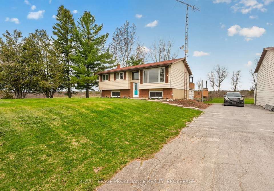 261-shane-street-loyalist-ontario-x13449904