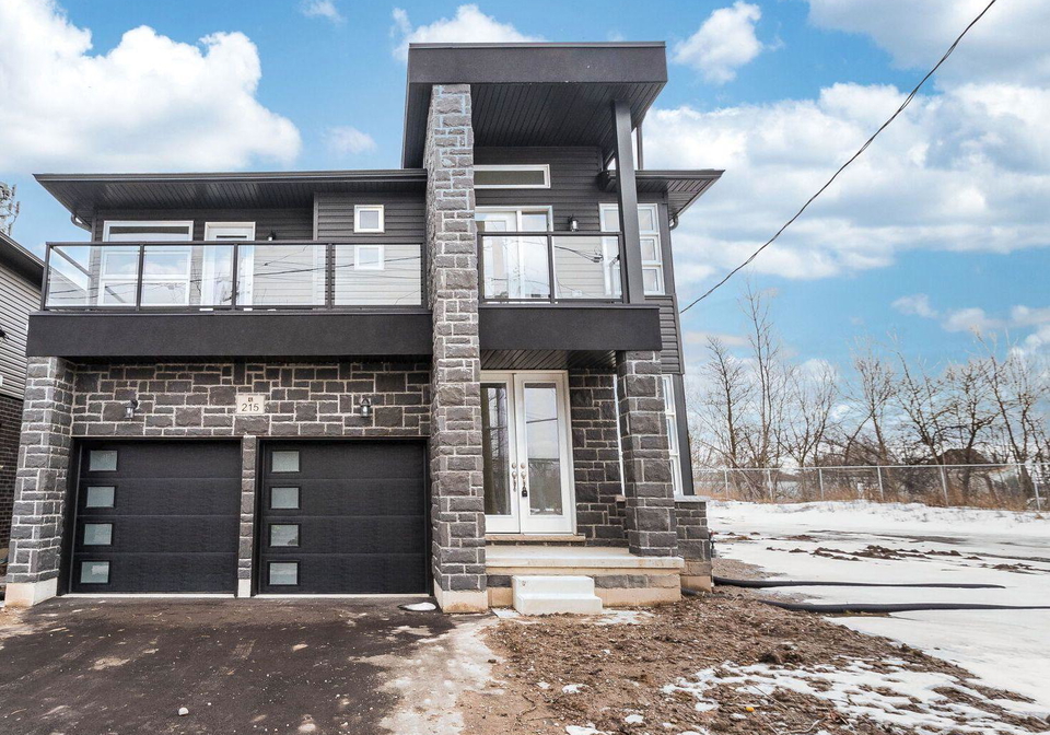 215-southworth-street-n-welland-ontario-x13449958