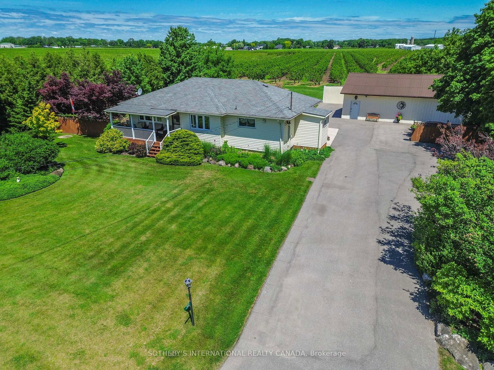 202-hunter-road-niagara-on-the-lake-ontario-x13449964
