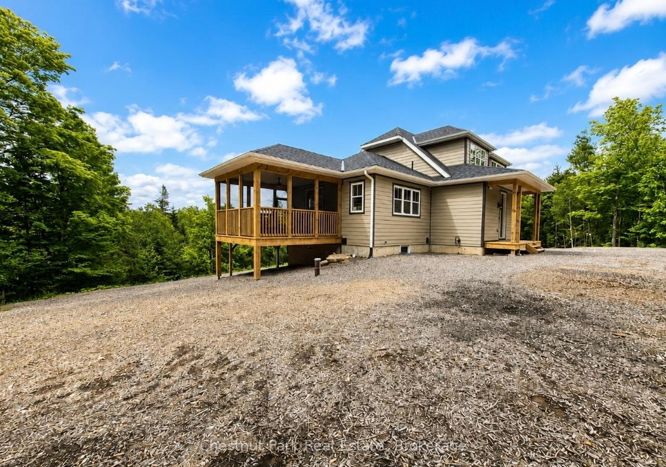 1018-ridgeline-drive-lake-of-bays-ontario-x13449992