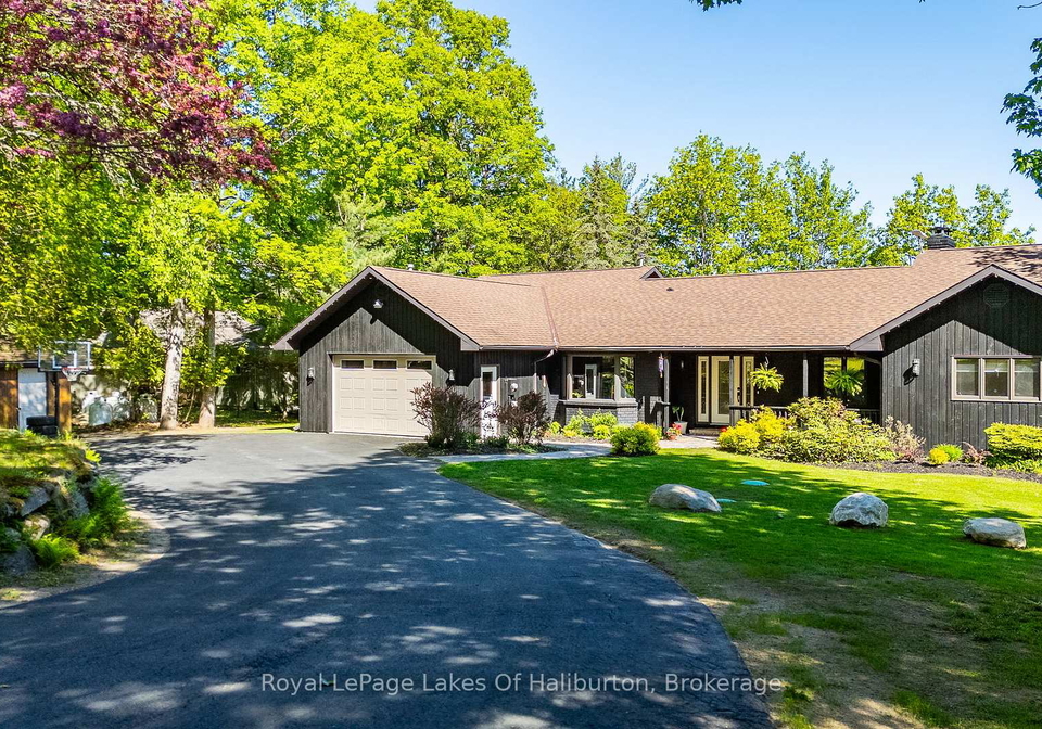 2697-kashagawigamog-lake-road-dysart-et-al-ontario-x13450048