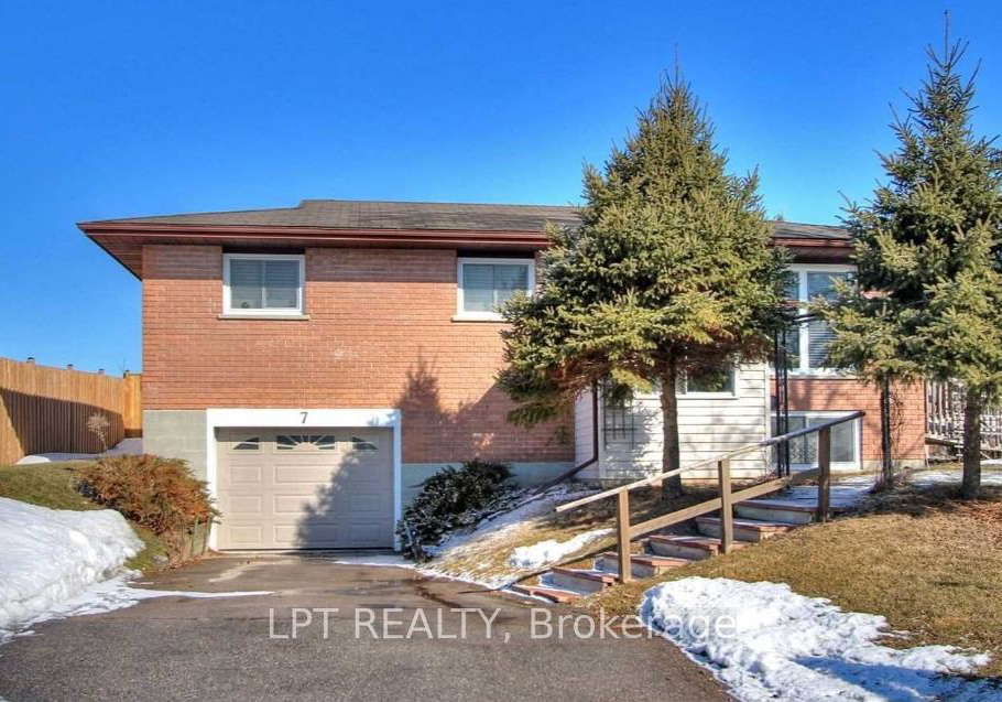 7-champlain-boulevard-kawartha-lakes-ontario-x13450092
