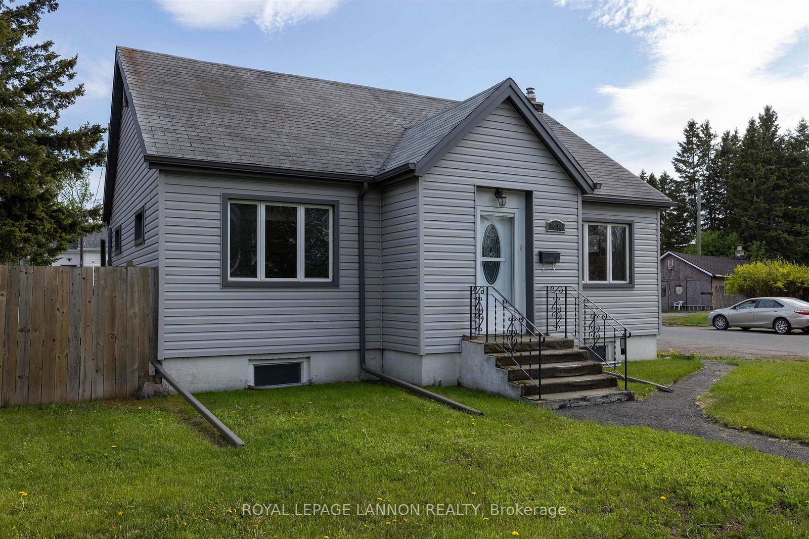1418-frederica-st-w-thunder-bay-ontario-x13450194