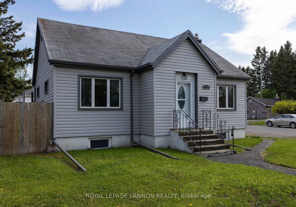 1418-frederica-st-w-thunder-bay-ontario-x13450194