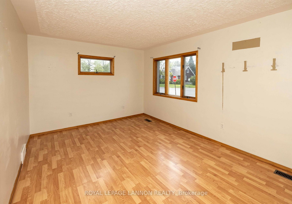1418-frederica-st-w-thunder-bay-ontario-x13450194