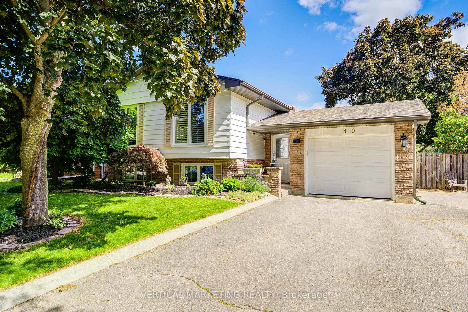 10-crabapple-court-brantford-ontario-x13450274