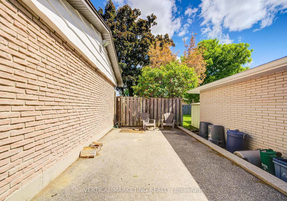 10-crabapple-court-brantford-ontario-x13450274