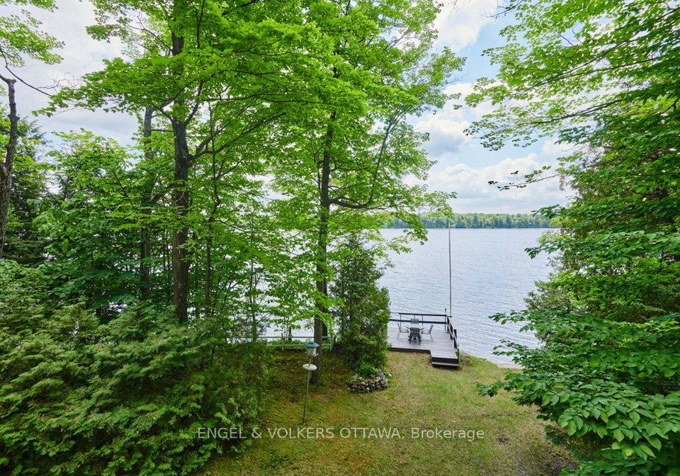 1054-coutlee-point-lane-frontenac-ontario-x13450444