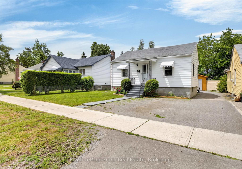 500-glengarry-avenue-peterborough-ontario-x13450540