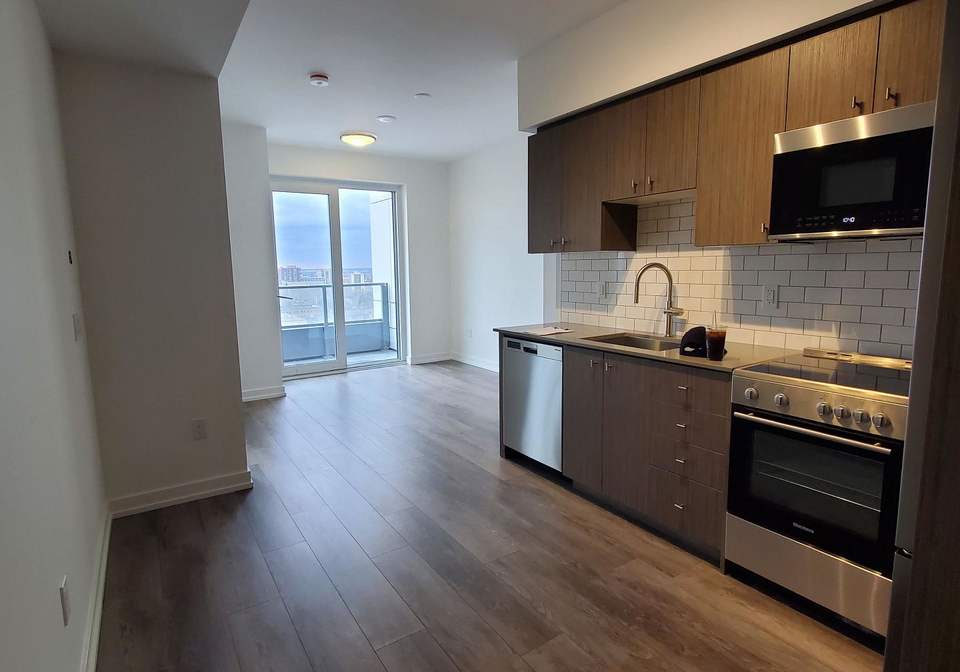 15-wellington-street-kitchener-ontario-x13450658