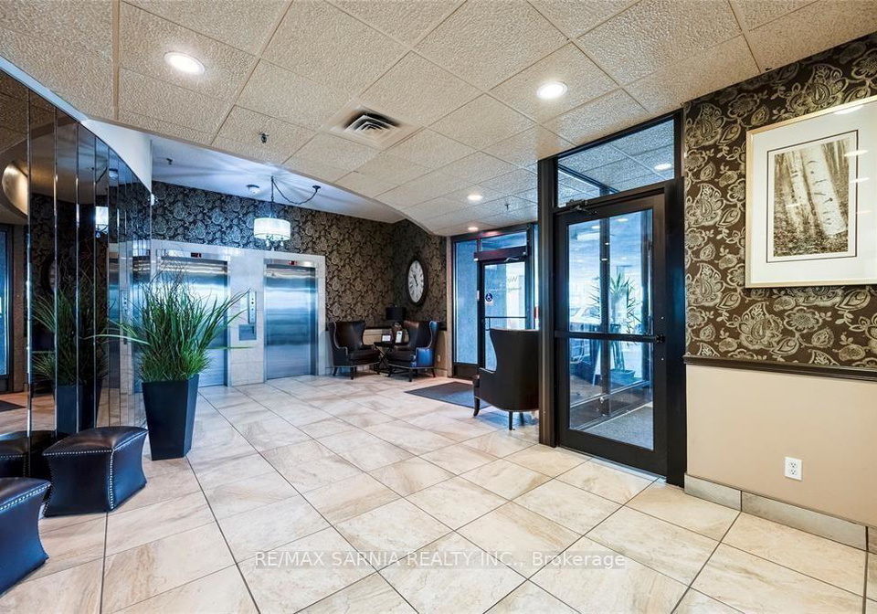 155-front-street-n-sarnia-ontario-x13450664
