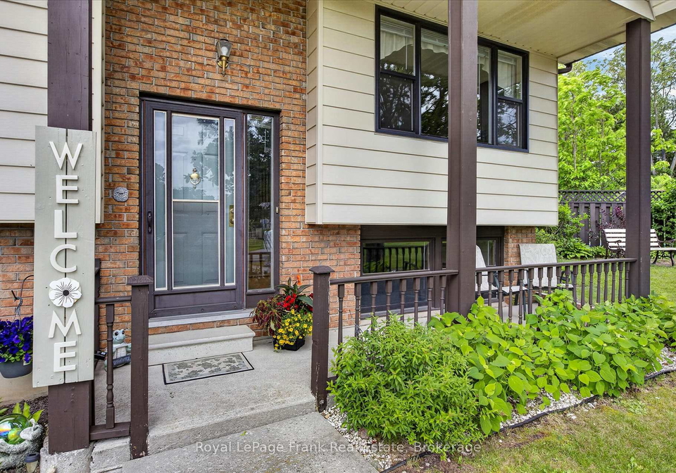 18-redwood-court-peterborough-ontario-x13451096