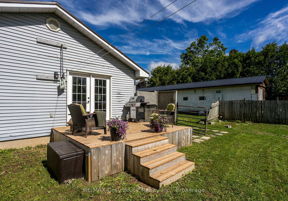 160-grey-street-w-southgate-ontario-x13451174