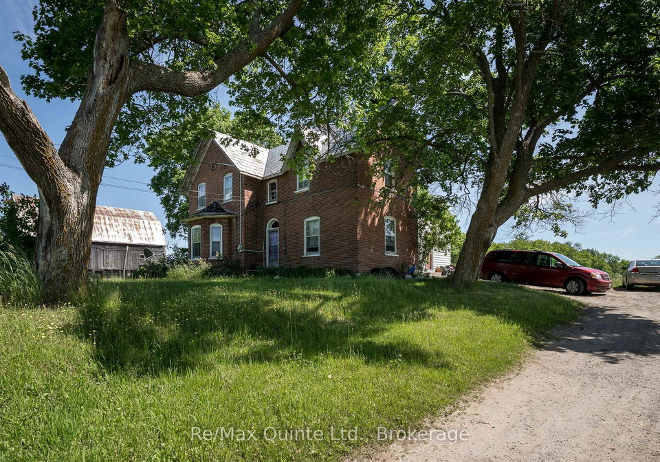 10-declair-road-tweed-ontario-x13451190