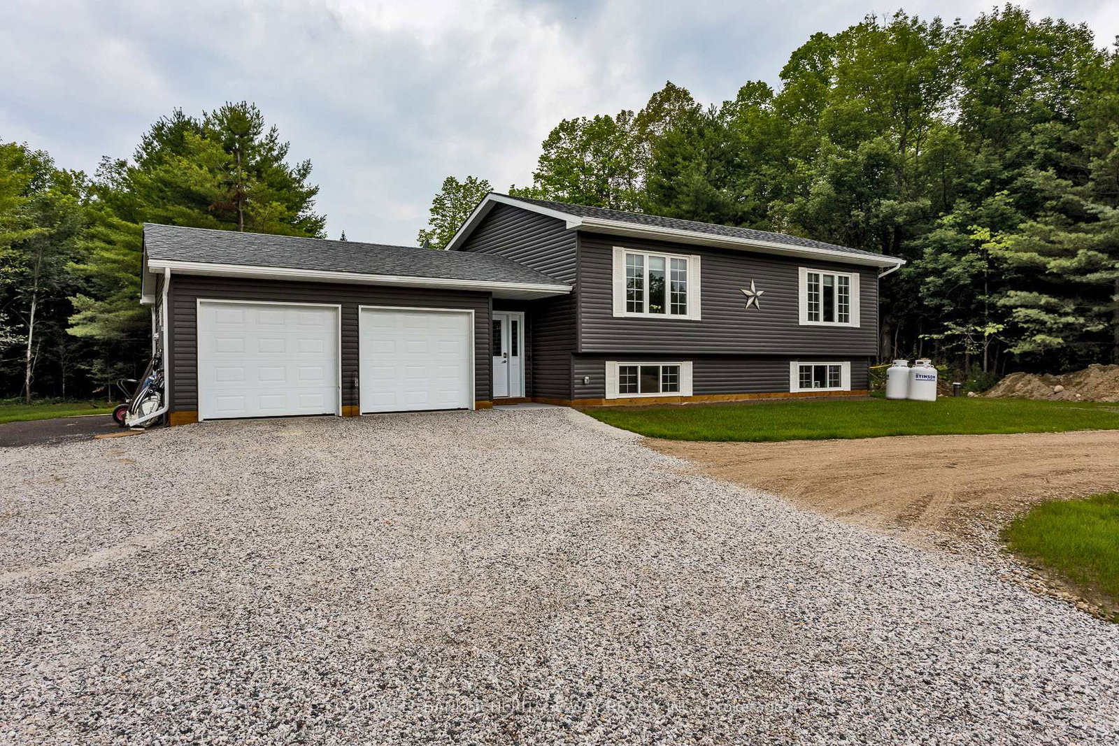 1759-drummond-con-7-road-drummondnorth-elmsley-ontario-x13451296