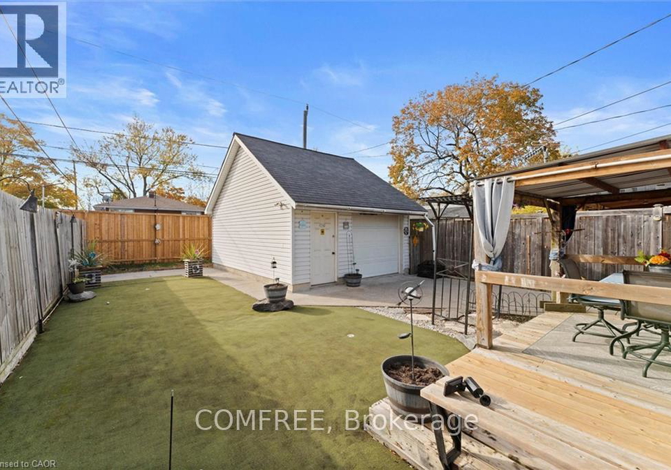1743-st-luke-road-out-of-area-ontario-x13451394