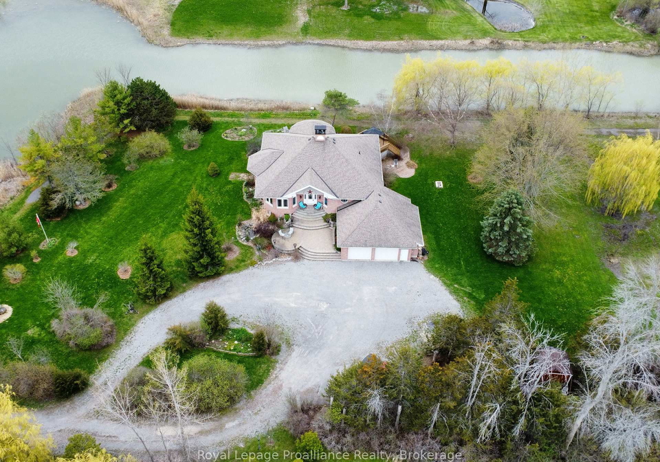 1049-county-road-23-prince-edward-county-ontario-x13451496