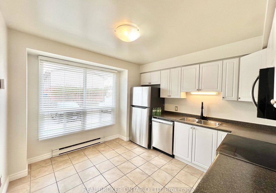 135-belmont-drive-london-south-ontario-x13451616