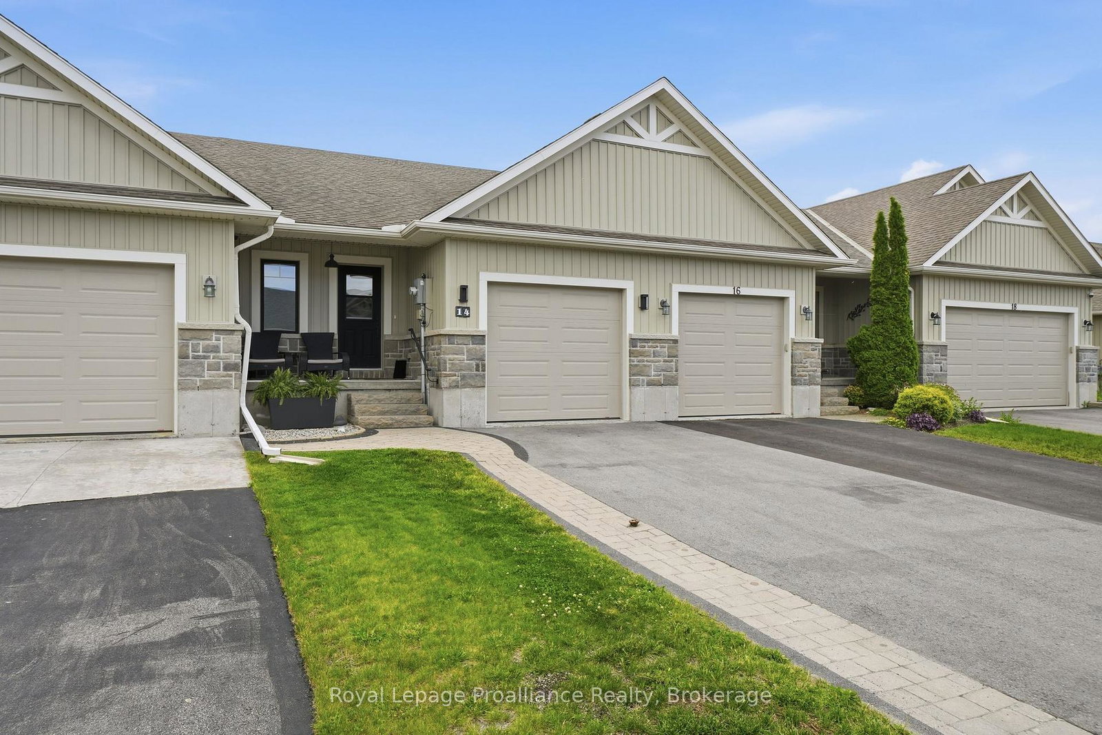 14-chinook-street-belleville-ontario-x13451880