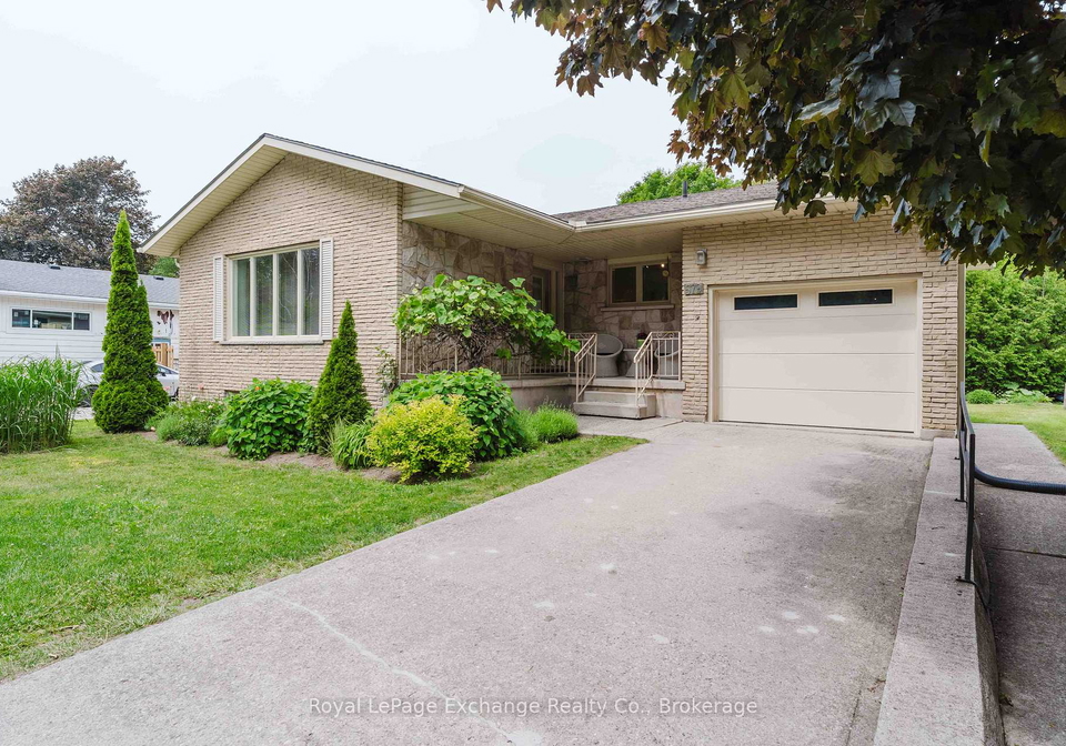 579-peirson-avenue-saugeen-shores-ontario-x13451974