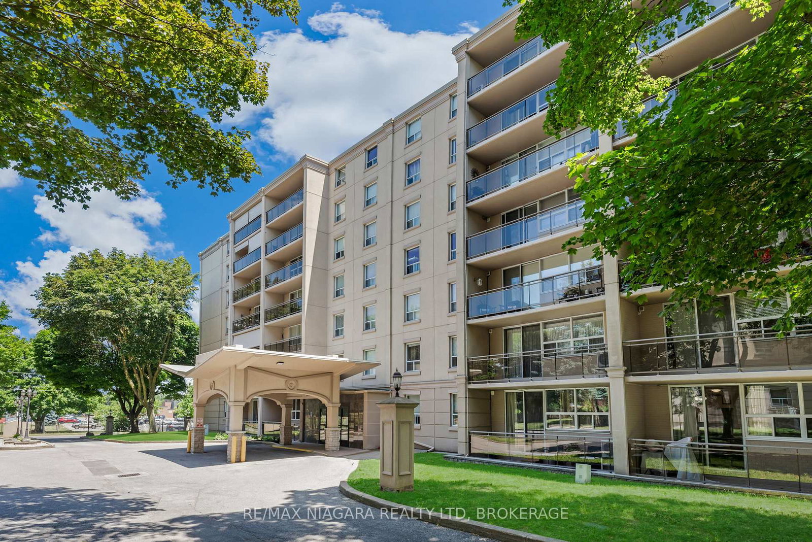 6390-huggins-street-niagara-falls-ontario-x13452030