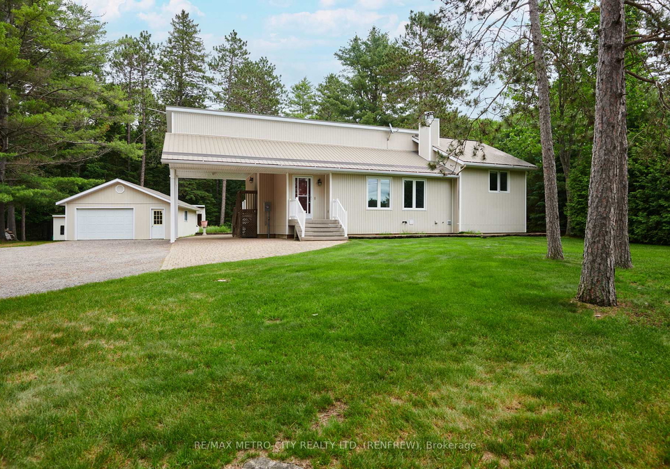 81-flying-club-road-greater-madawaska-ontario-x13452126