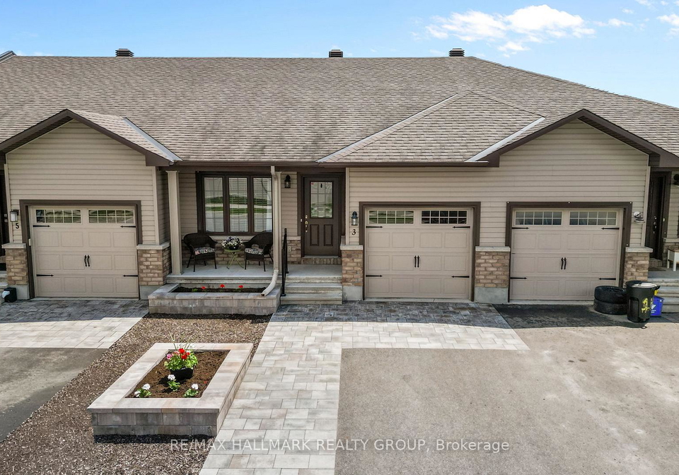 3-horton-street-mississippi-mills-ontario-x13452768