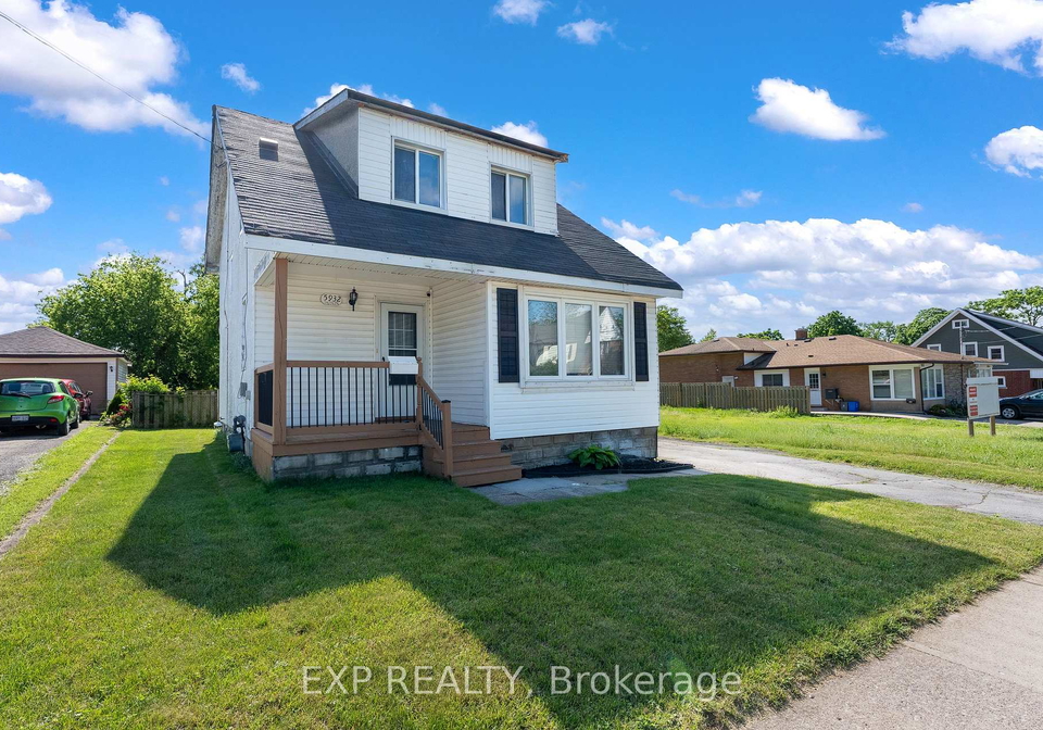 5932-carlton-avenue-niagara-falls-ontario-x13452826