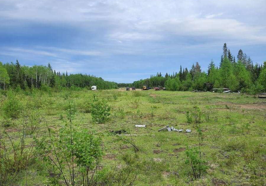 332-hwy-1117-nipigon-ontario-x13452994