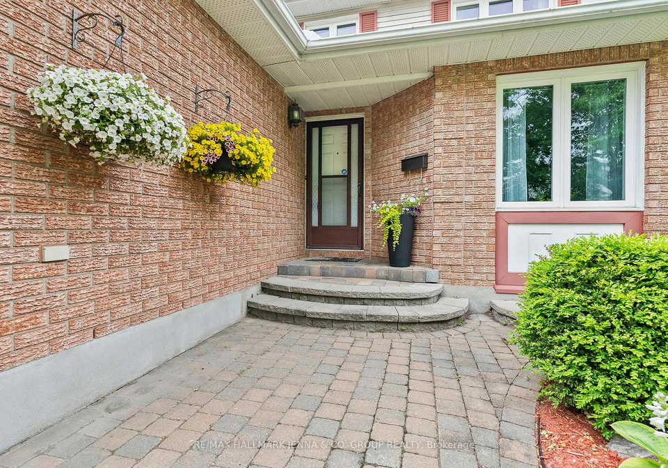 70-huntersfield-drive-ottawa-ontario-x13453188