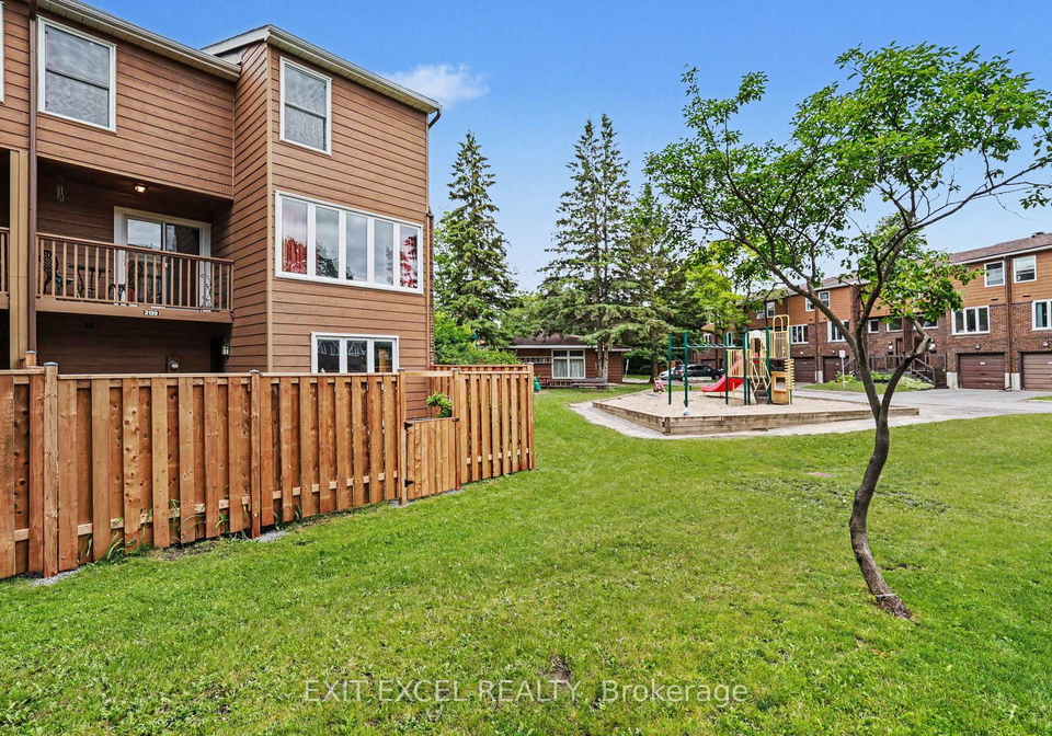 2139-eric-crescent-ottawa-ontario-x13453374