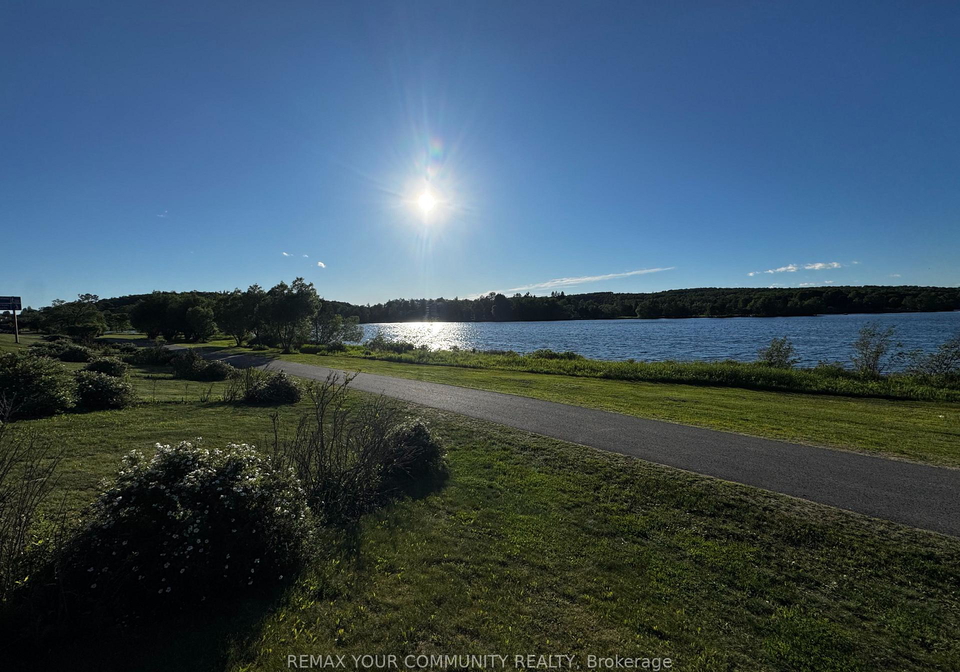 1025-meadowview-road-dysart-et-al-ontario-x13453390