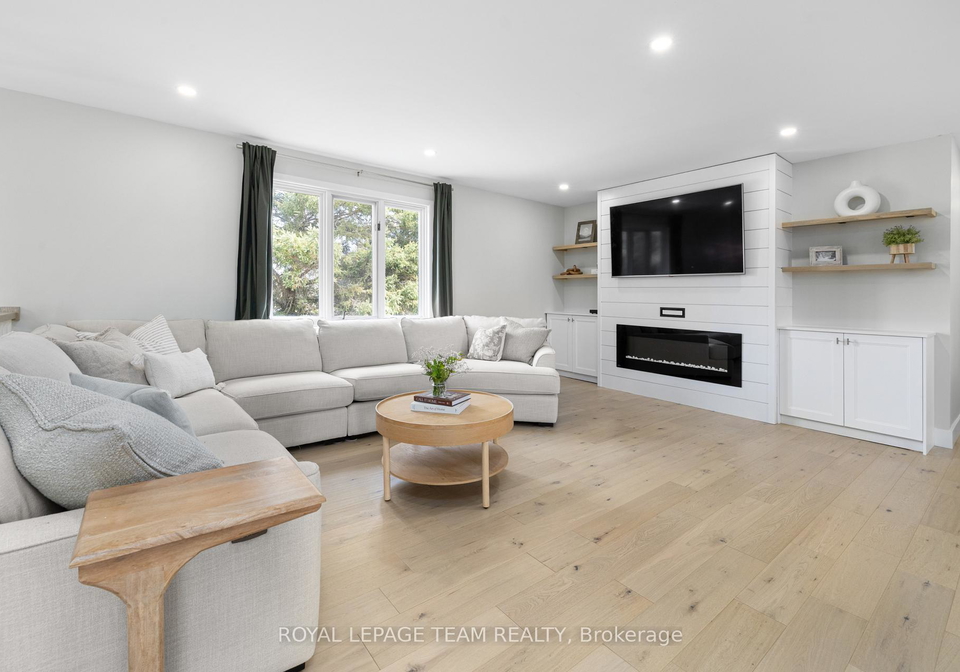 1386-johnston-drive-ottawa-ontario-x13453498