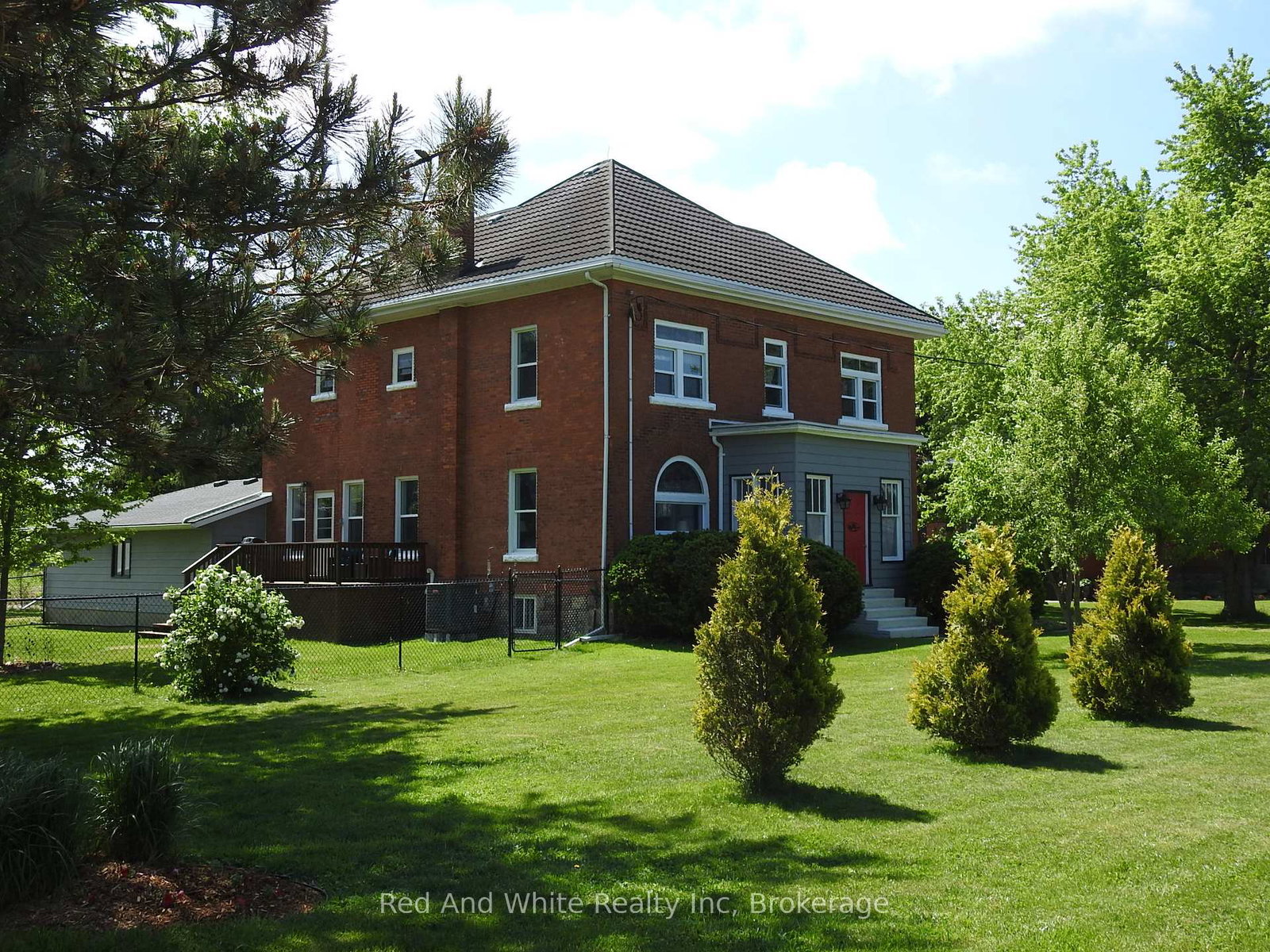 5105-road-164-west-perth-ontario-x13453550