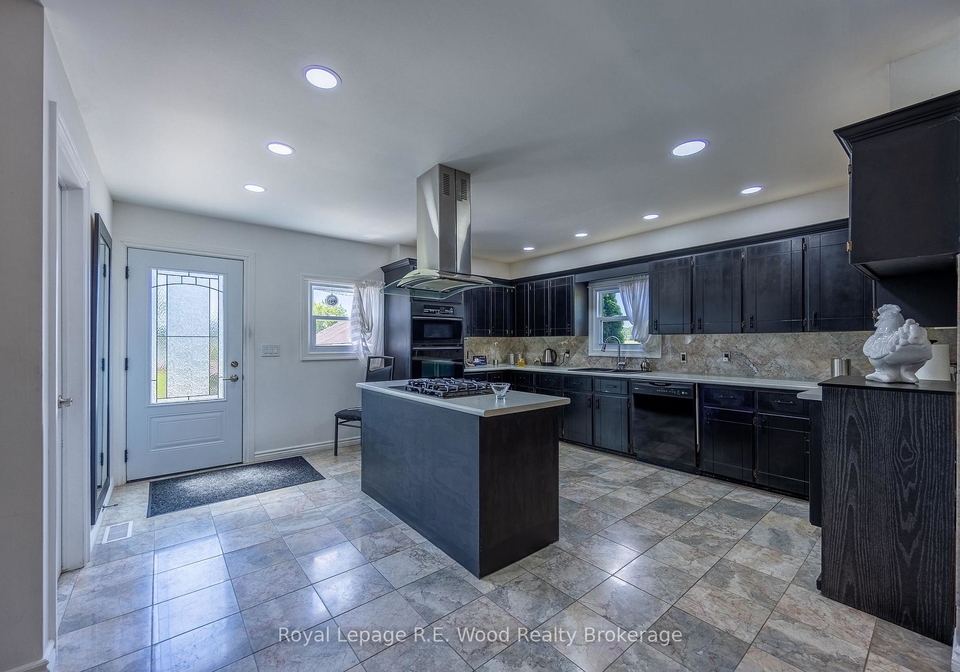 82-gilbert-road-norfolk-ontario-x13453624