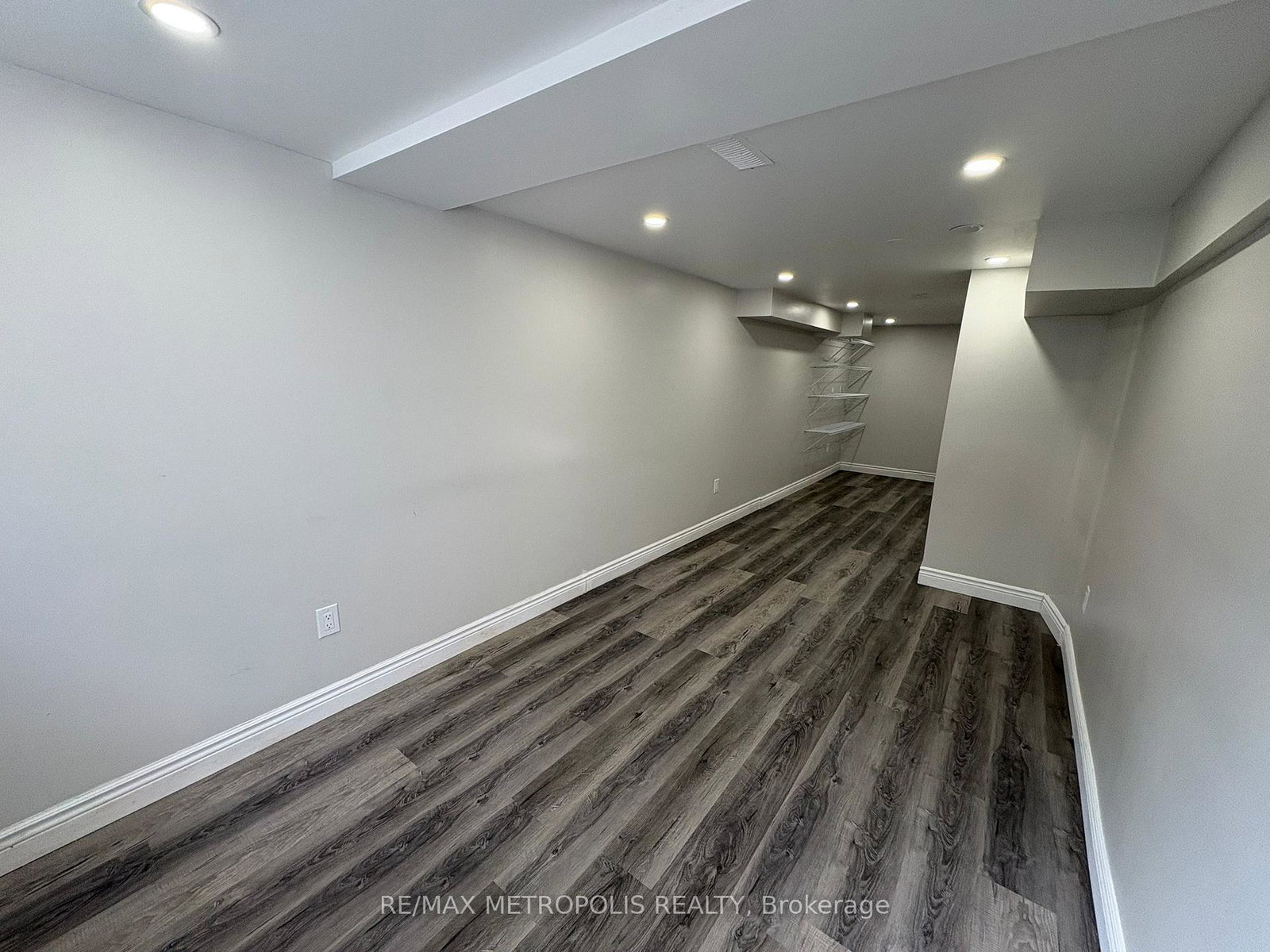 44-endeavour-drive-cambridge-ontario-x13453704