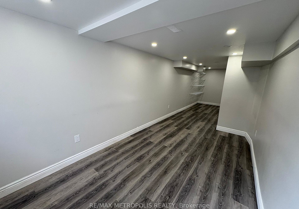 44-endeavour-drive-cambridge-ontario-x13453704