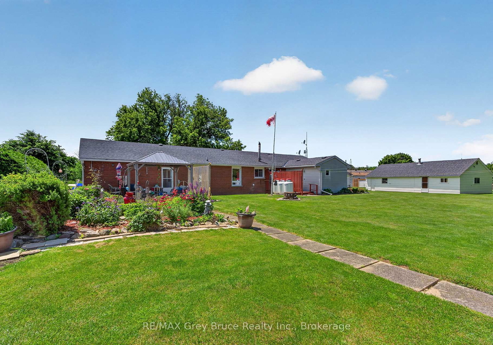 303049-grey-15-road-meaford-ontario-x13453758