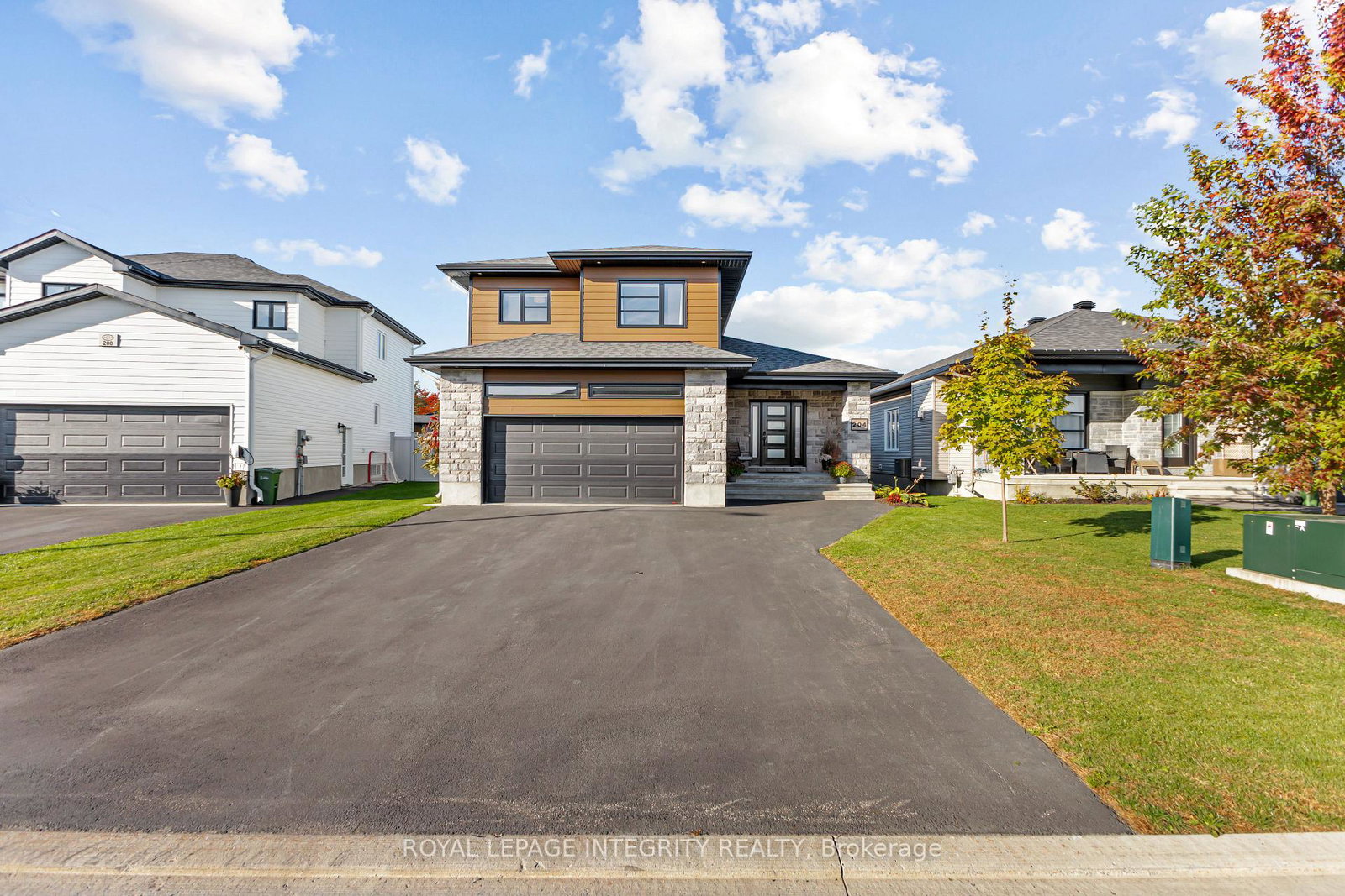 204-hybrid-street-russell-ontario-x13453778