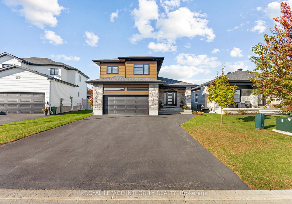 204-hybrid-street-russell-ontario-x13453778