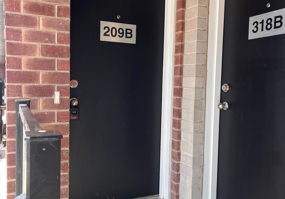 16-melbourne-avenue-st-catharines-ontario-x13453788