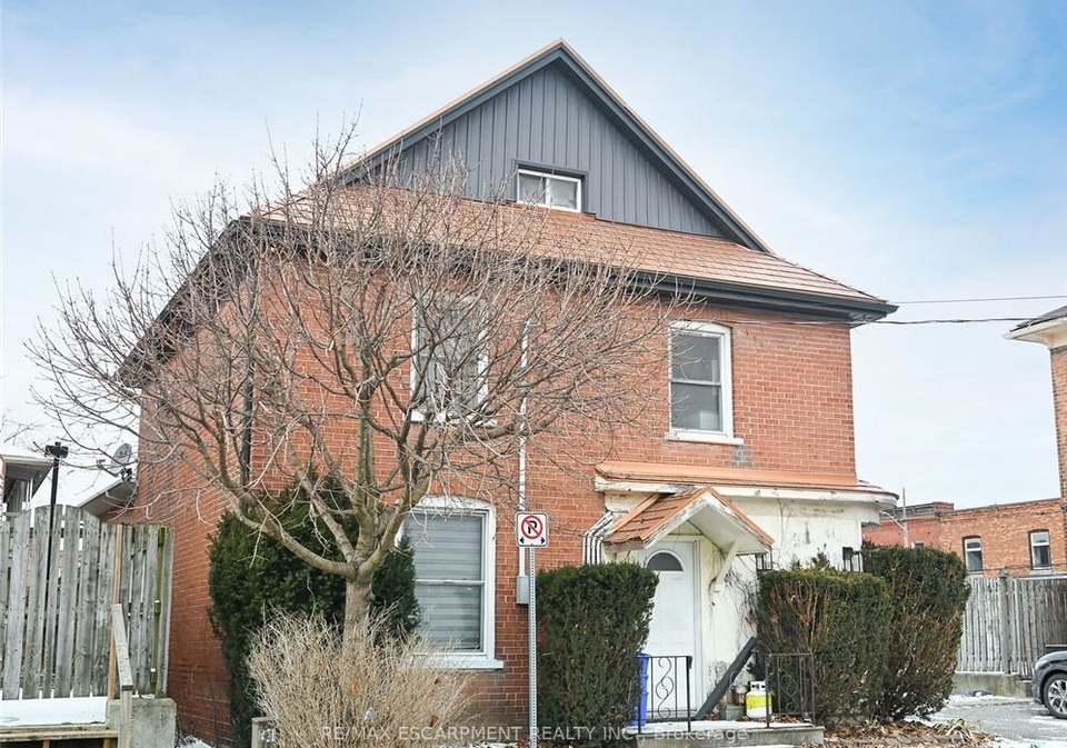 6-howard-street-haldimand-ontario-x13453864