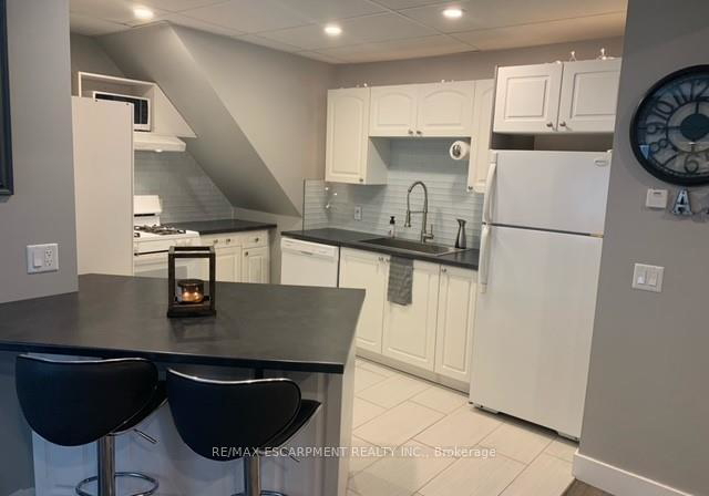 6-howard-street-haldimand-ontario-x13453864