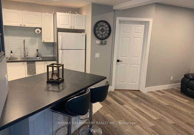 6-howard-street-haldimand-ontario-x13453864